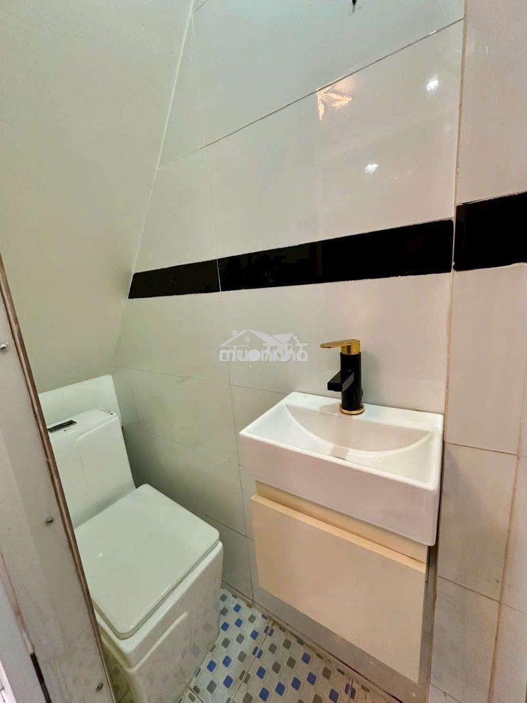 🏡 Nhà nguyên căn full nội thất giá chỉ 4,9 triệu/tháng – hẻm 2 sẹt