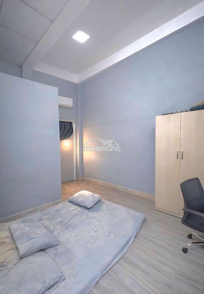 Bán nhà đẹp cạnh tâ.n kỳ tân quý - hẻm xe hơi - ( 5x19m )