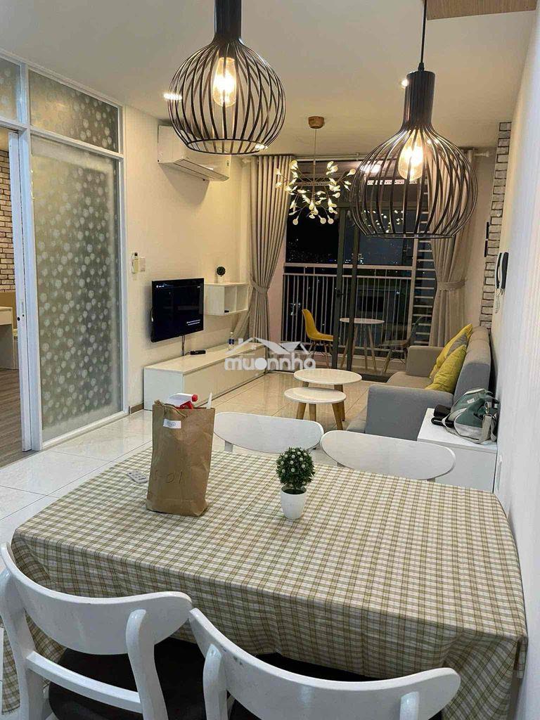 Cho thuê căn hộ rivapark 1pn lâu cao view đẹp pháo hoa.