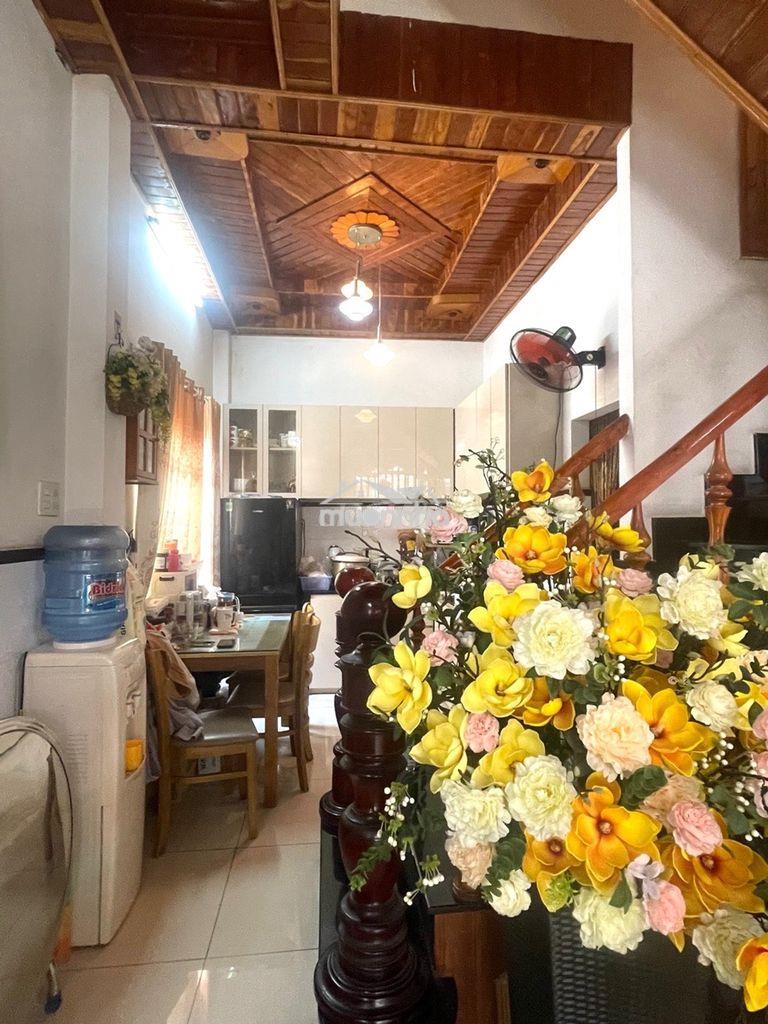 Nhà trần gỗ đẹp -khu phân lô tây thạnh -tân phú -40m2 3 tầng -4.6t - 4
