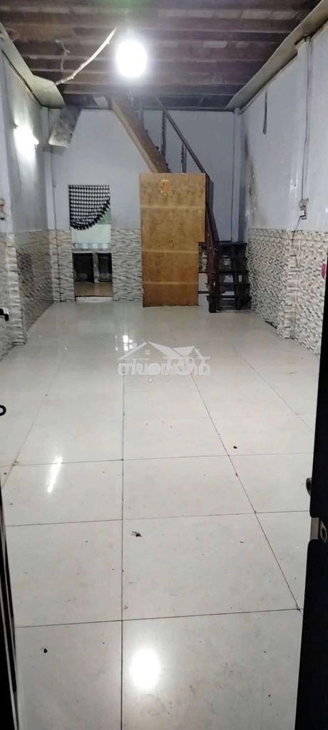 Nhà hẻm phú thọ hoà - 3.5 x 11m, gác suốt
