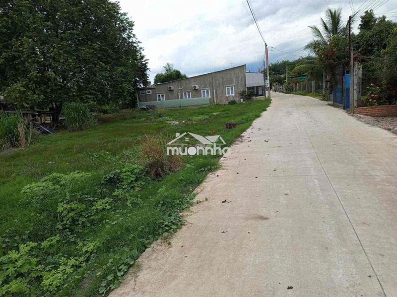 Đất ngộp giá công nhân , sổ sẵn