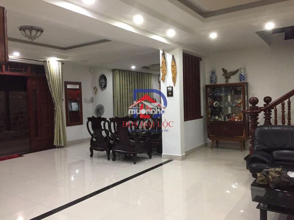 Biệt thự cho thuê cmt8_ 9x20m_ trệt 3 lầu_ sẵn nội thất. - 4