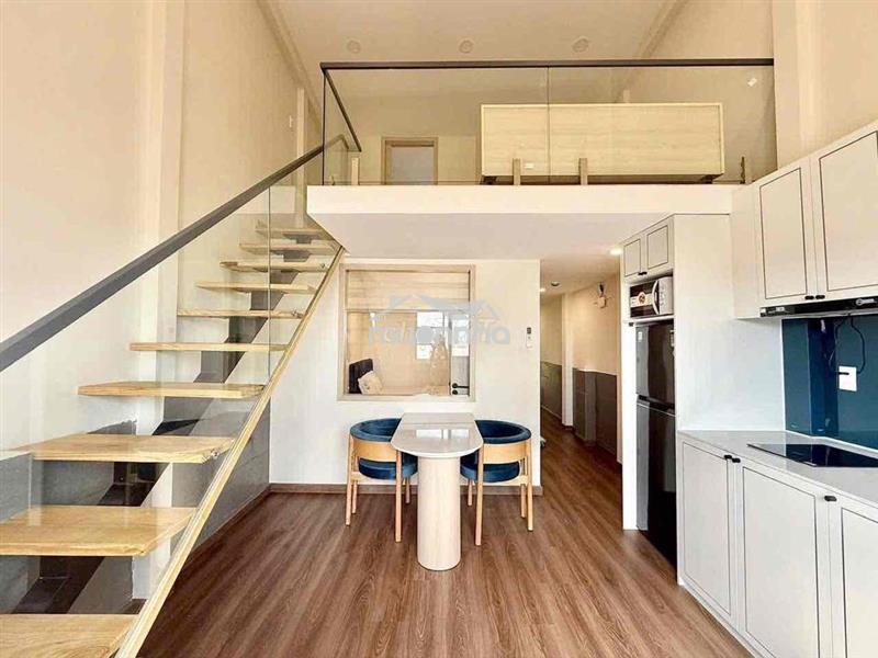 Cho thuê căn hộ duplex bancol ngay e-town cộng hoà giá rẻ
