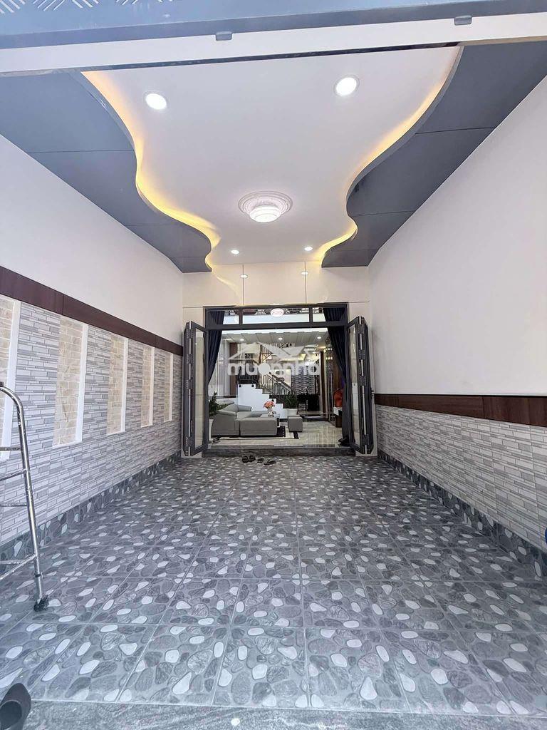 Nhà mới đẹp hoàng bật đạt - 3