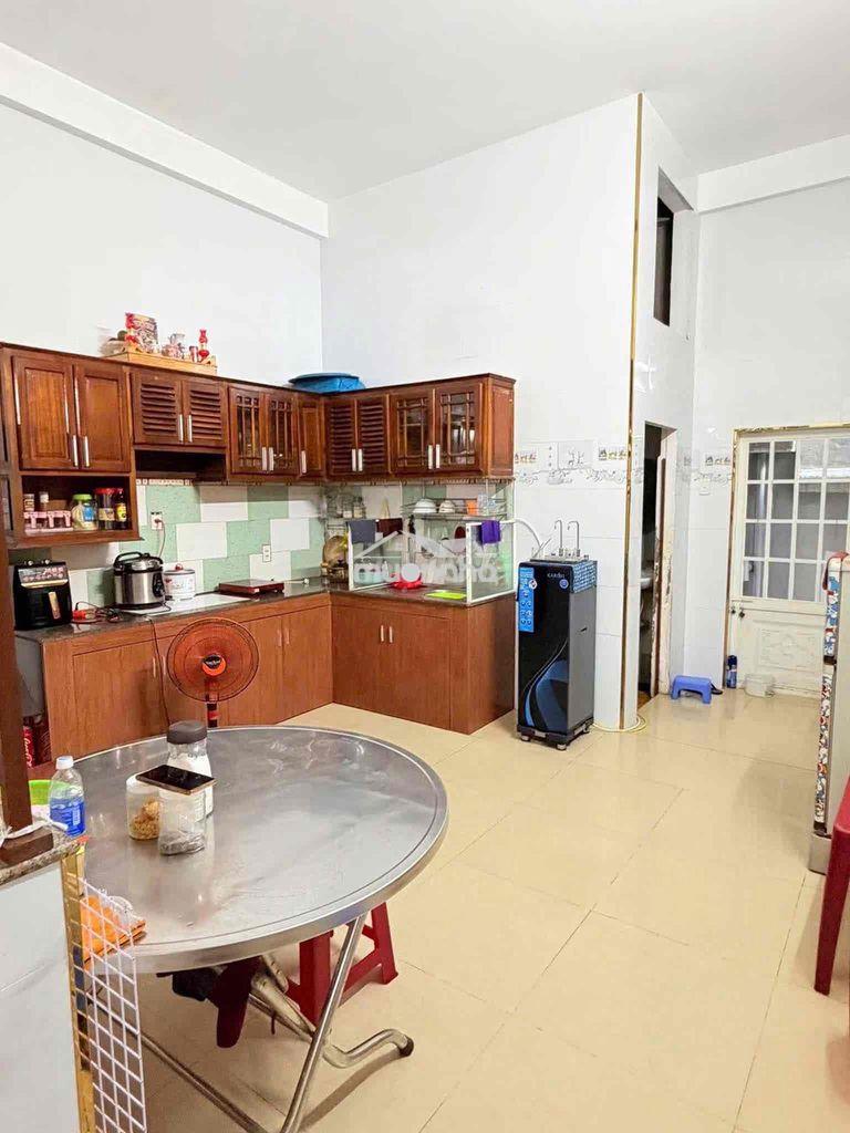 Nhà cần bán gấp ở chợ bình chánh 80m2 giá ngộp - 2