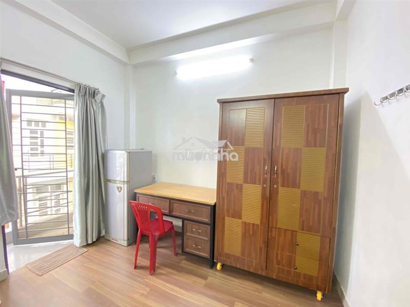 Cho thuê phòng ban công, máy lạnh, đủ tiện nghi ở lê văn thọ