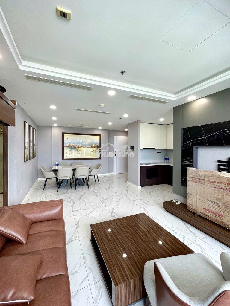 Em còn 1 căn 4 phòng ngủ ở sunshine sky city cho thuê 30 triệu/tháng.