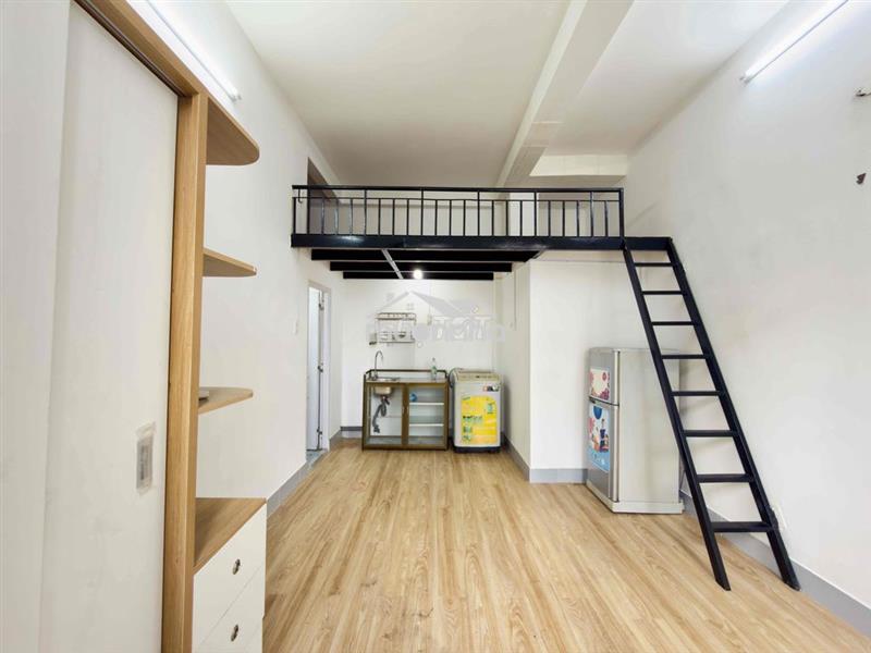 Chính chủ vừa trống 2 phòng duplex ban công ngay vincom cộng hòa