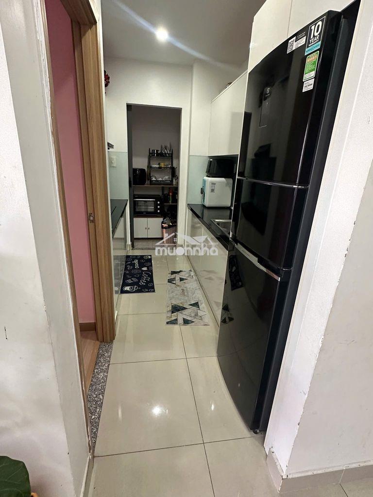Ctl 2 phòng ngủ cần bán dt77m2 giá 3.8 tỷ