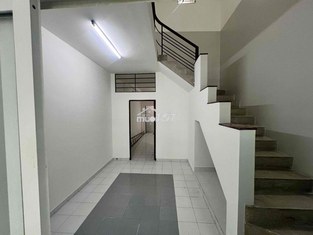 Cho thuê nhà 1/115 cầu xéo 4 x 18m , 1 lầu giá 15 triệu hđ dài hạn - 4