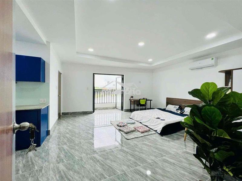 Căn hộ bancol siêu thoáng an ninh ngay khuông việt - lạc long quân