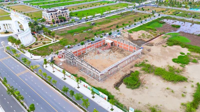 Đất mặt tiền đối diện siêu thị co.opmart và chung cư vị trí hiếm 144m2
