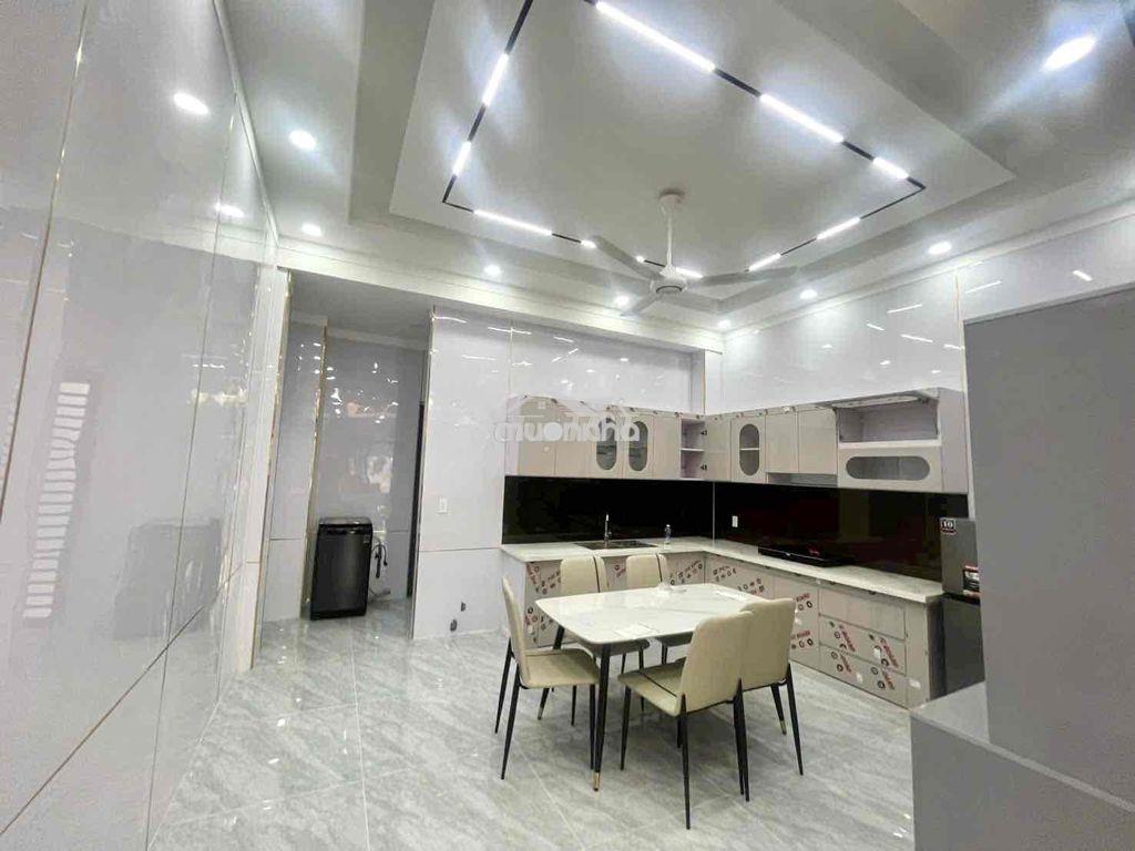 Nhà 1 trệt 2 lầu uyên hưng, tân uyên,có nội thất,sân xe hơi,đường 8m - 2