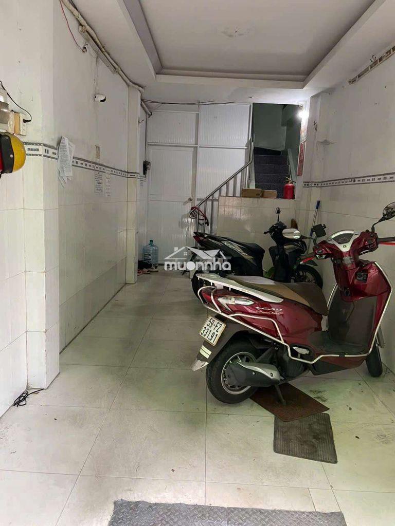 1 phòng *** 15m2 ngô quyền q10 - 2