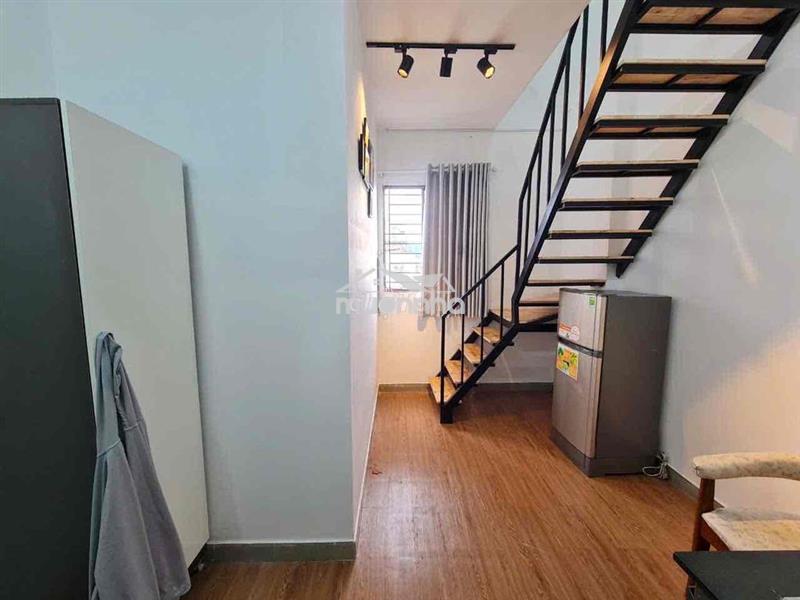 Phòng mới siêu rộng 50m2 có 2 cửa sổ trời ngay quốc lộ 13