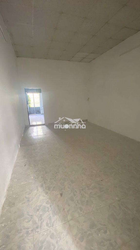Nhà cấp 4, 68m2, 2 pn,phước kiển, giá 1,55 tỷ