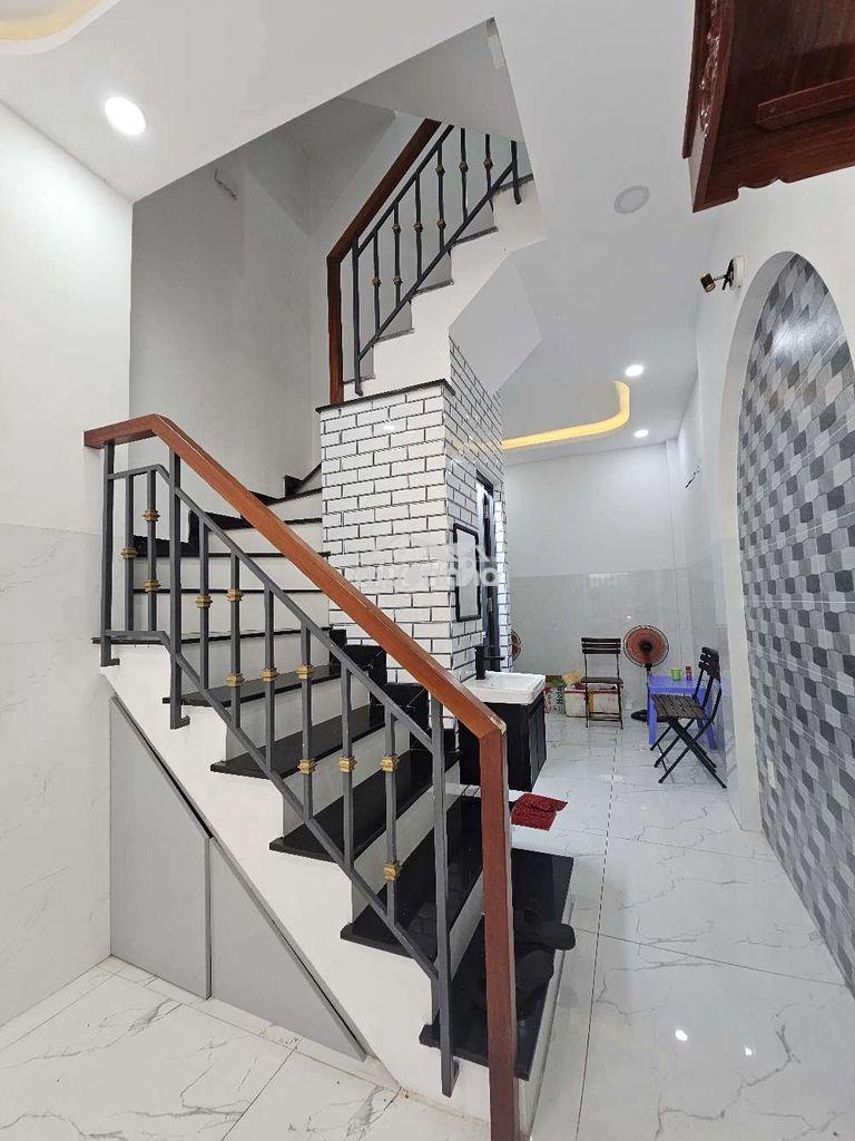 Nhà chính chủ 3 lầu hẻm xe hơi âu dương lân - 2