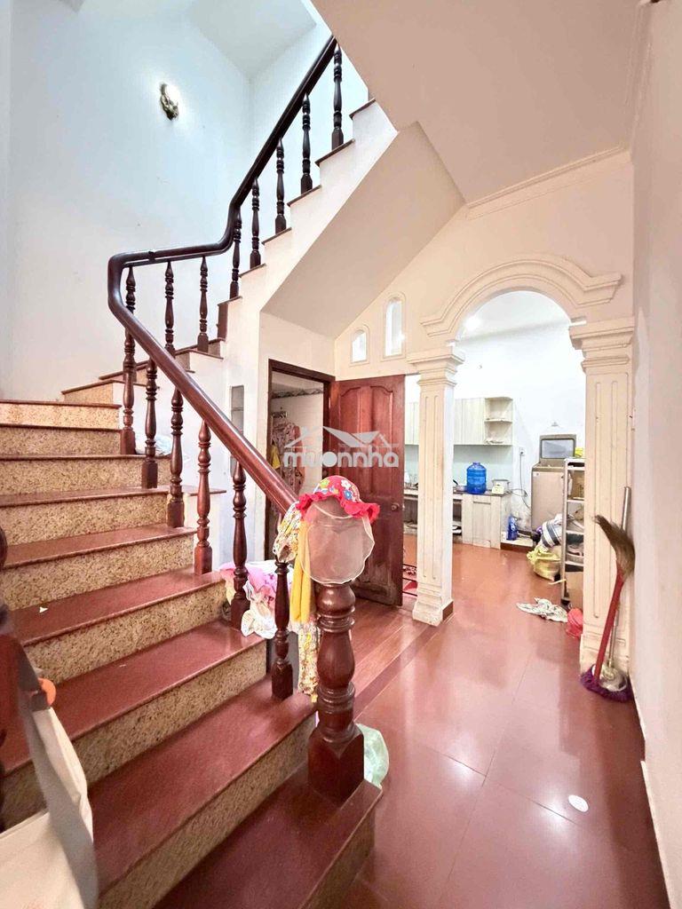 Bán nhà 4 tấm p,3 q8
