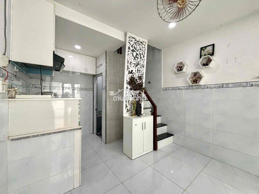 Cho thuê nnc hẻm lớn ô tô ngay nguyễn trãi quận 1 - 2