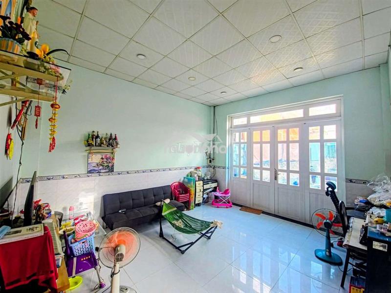 Bán nhanh căn nhà cấp 4 ngay trung tâm tân mai