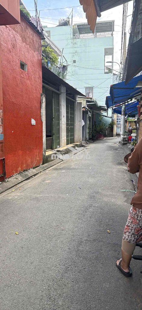 📍Ngay chợ tân trụ;nguyễn sỹ sách  -dt: ngang 4x 10 trệt lững 2pn