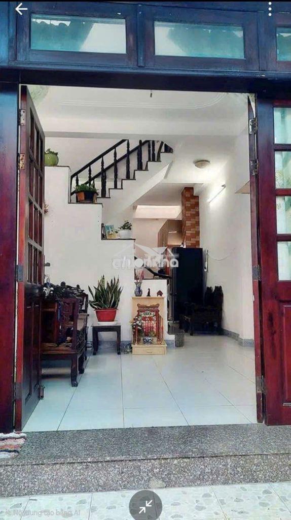Cho thuê nhà ngay đại học công thương 4x13m 1 lầu sân thượng 2pn 2vs - 2