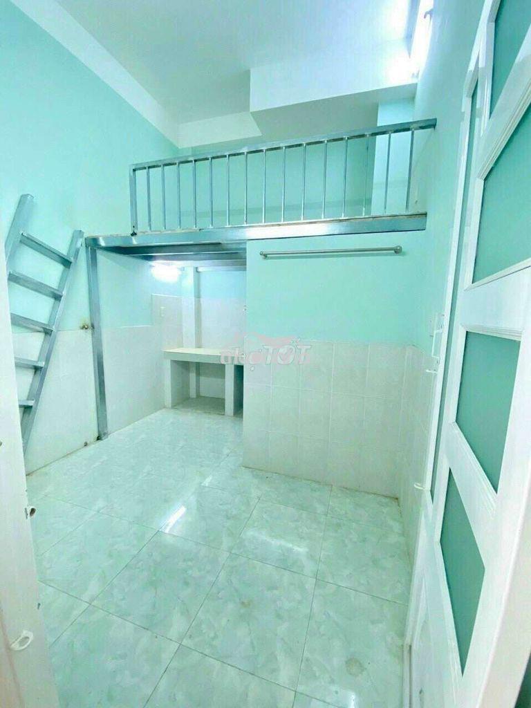 Phòng trọ q7 có gác 18m2 ngay ufm,5' qua tđtu, pmh, lotte, chợ tân mỹ