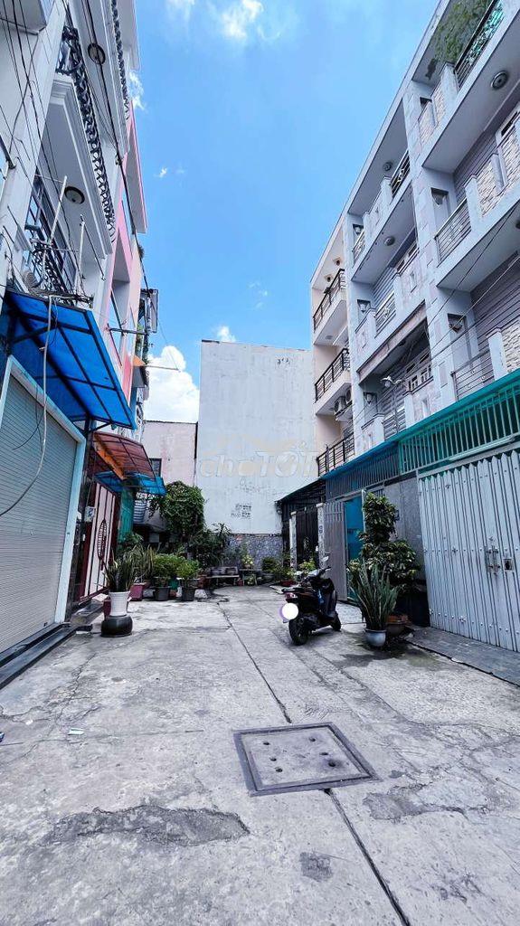 Cho thuê nhà 4 tầng, 4pn, 6wc,hxh, quang trung, p8, gò vấp 