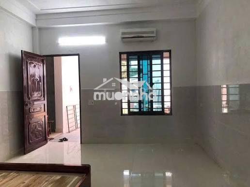 Phòg ngay côg viên đầm  sen,0 chung chủ,giờ tự do.an ninh,ô tô đậu cửa
