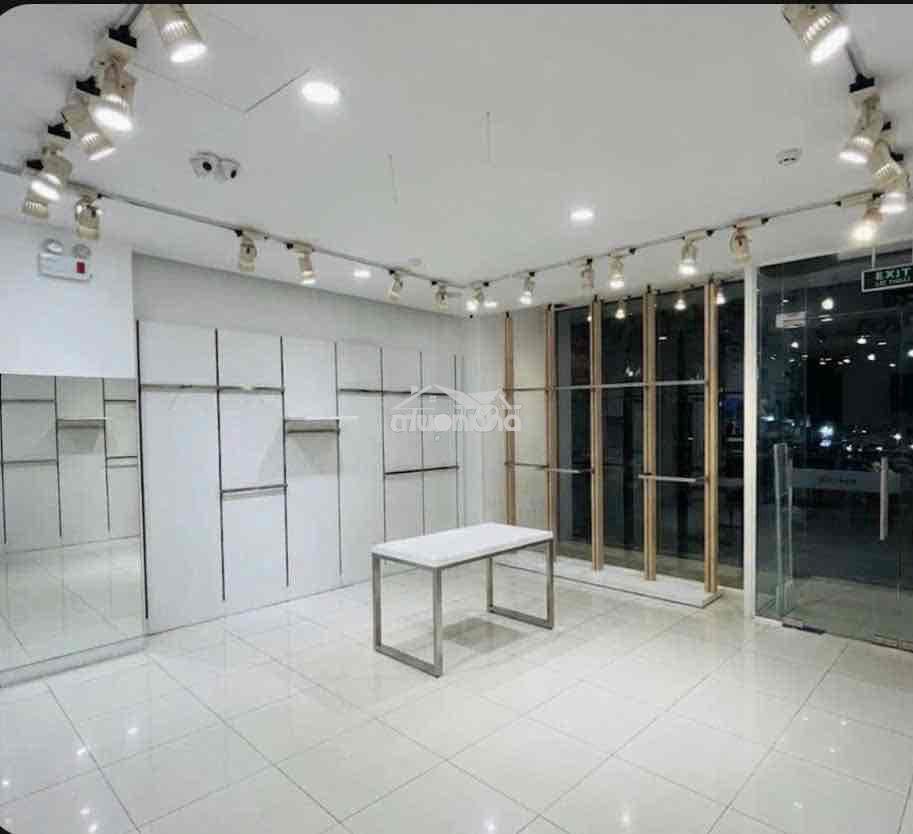 Mặt bằng yersin ngay ngã 6 , 1 trệt 2 lầu , sân thượng 6,5x17m. - 2