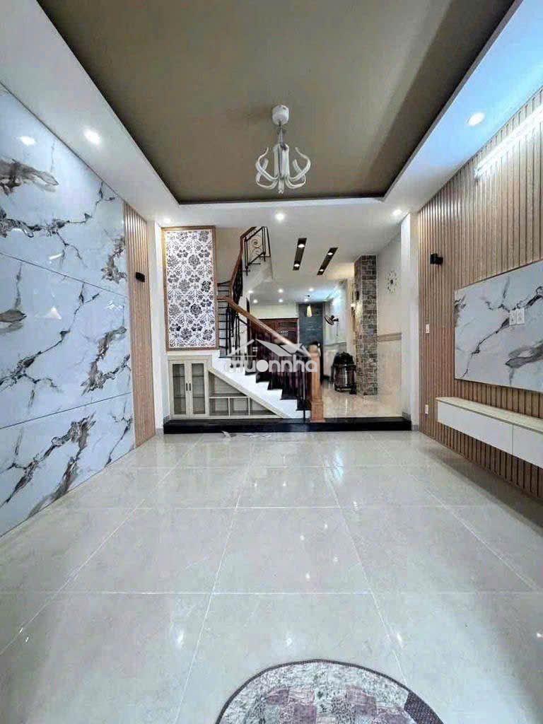 Cho thuê nhà phố cận metro – 4pn full nội thất – hẻm ô tô - Ảnh 2