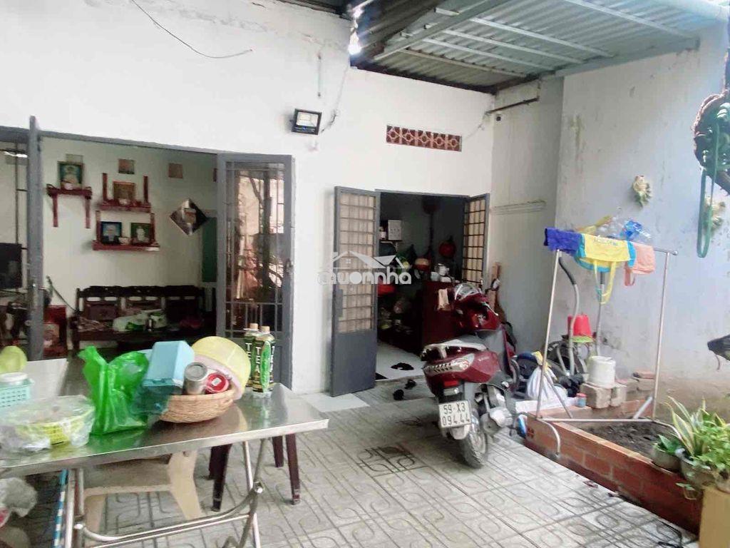 Nhà cấp 4 quốc lộ 13 cũ - 2