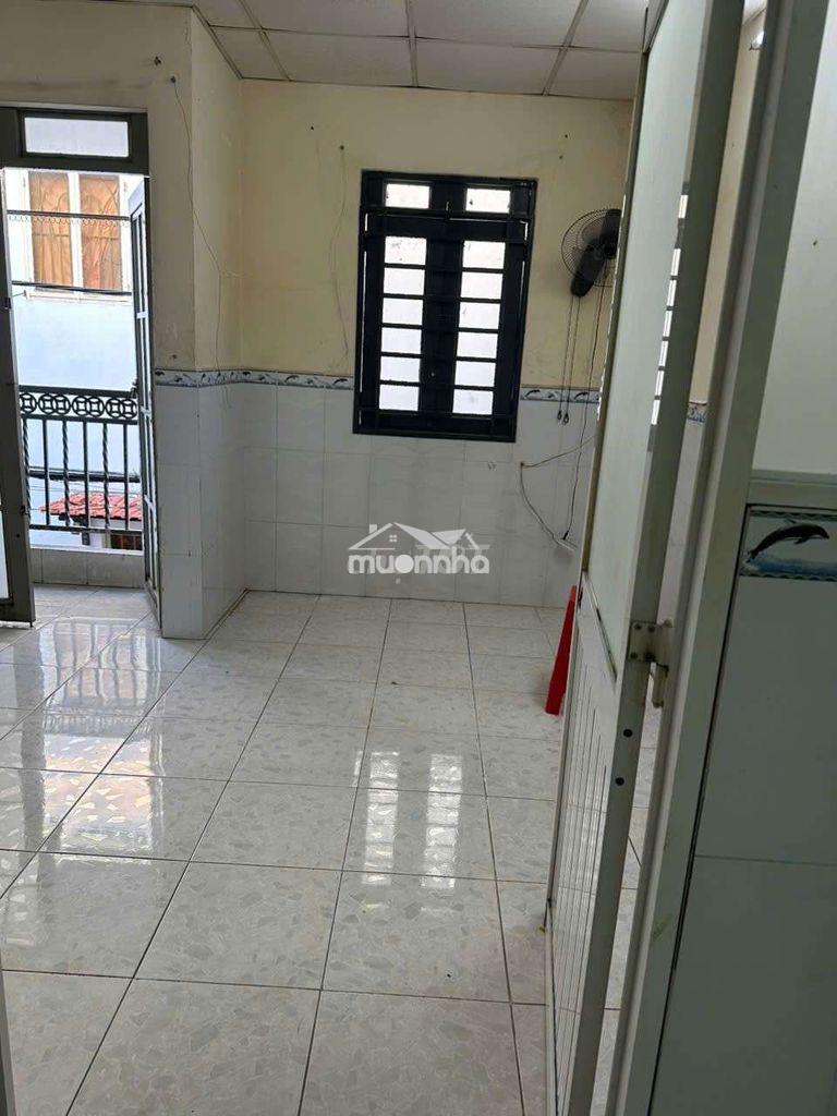 Cho thuê nhà hẻm đường tây thạnh gần trường lê lai 4x8m 1 lầu 2pn 2vs - 2