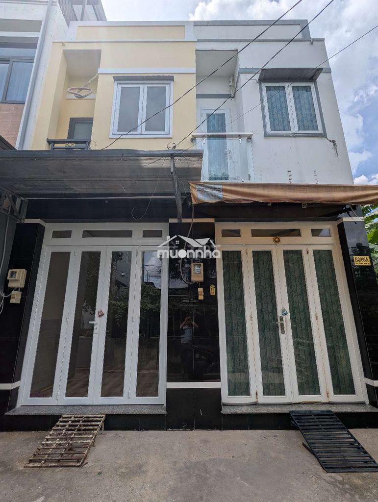 Nhà 1 trệt 1 lầu sổ hồng riêng ngay chợ phú lạc - 2