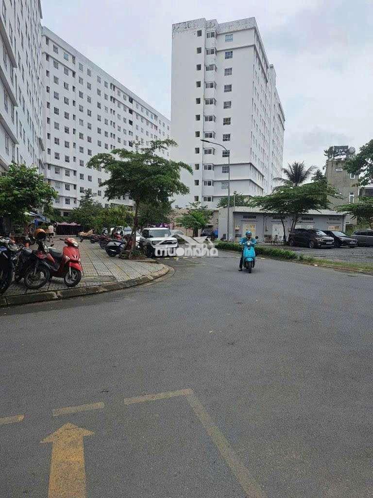 Cần bán căn hộ tầng trệt chung cư chương dương home