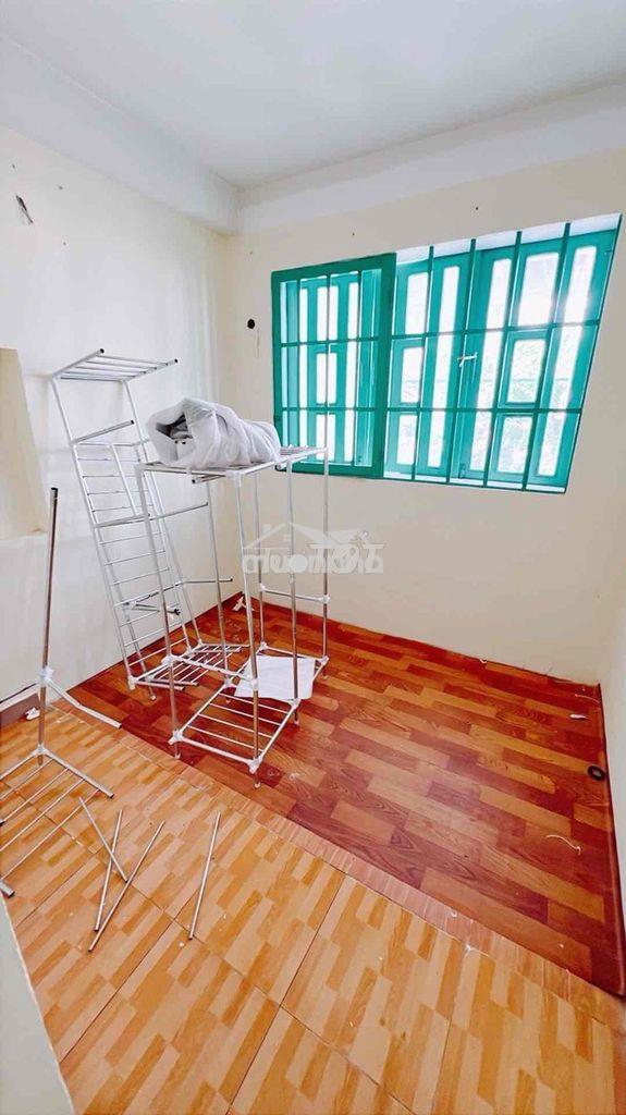 Siêu phẩm 4 tầng xe hơi đậu cửa- 38m2- chỉ 6.45t- đường số- ra tôn đản - 4