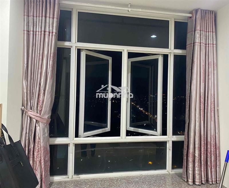 Tìm nữ ở ghép phòng 1-1
