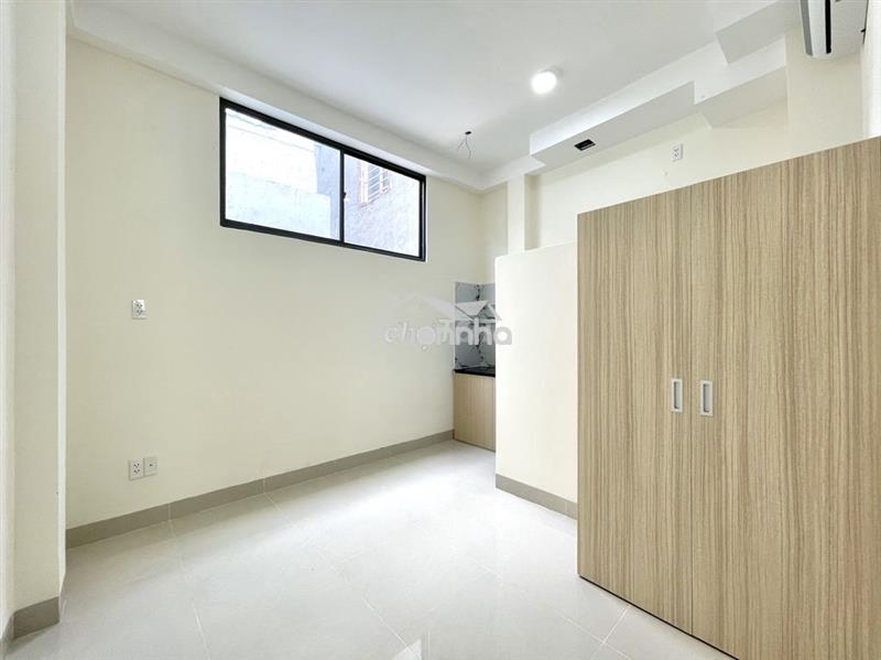 Bóc tem phòng mới xây ngay học viện cán bộ - chợ long vân - đh hutech