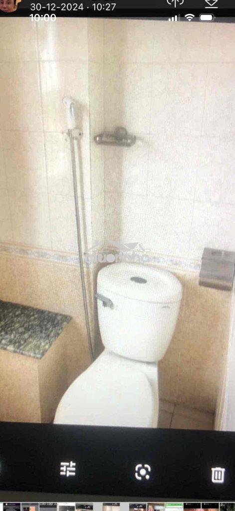 Cho thuê phòng đang trống. ngay mặt tiền