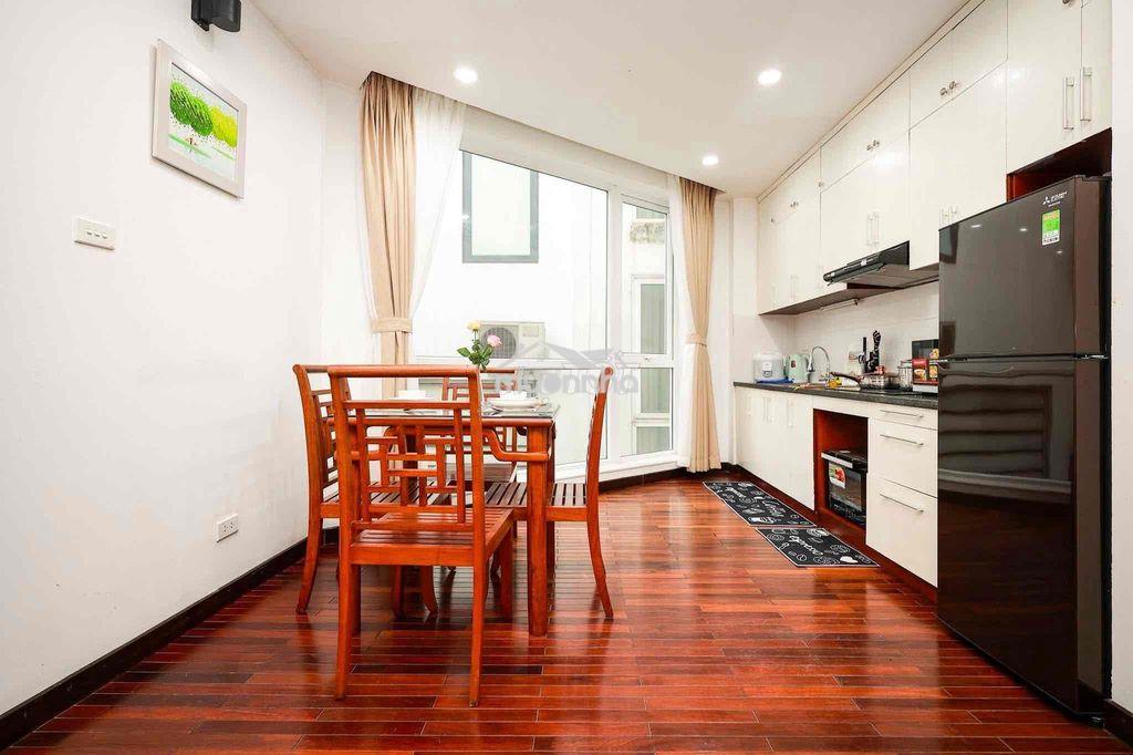 Cho thuê căn 02 ngủ 02 wc mới, full đồ, ngay mặt hồ tây, 90a xóm chùa - 3
