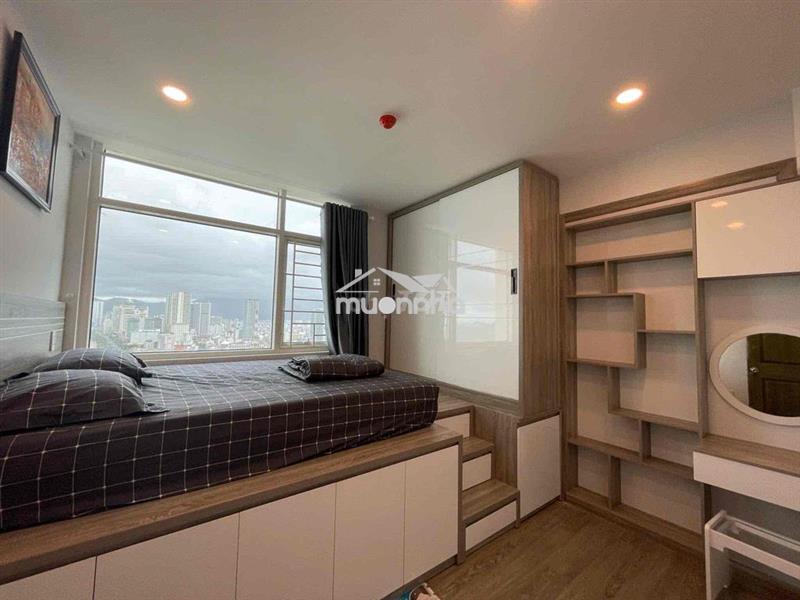 Corner apartment 2 bedrooms for rent in muong thanh river