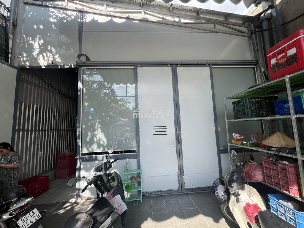 Cho thuê kho mặt bằng 300m2 mặt tiền đường chiêu liêu có điện 3 pha - 3