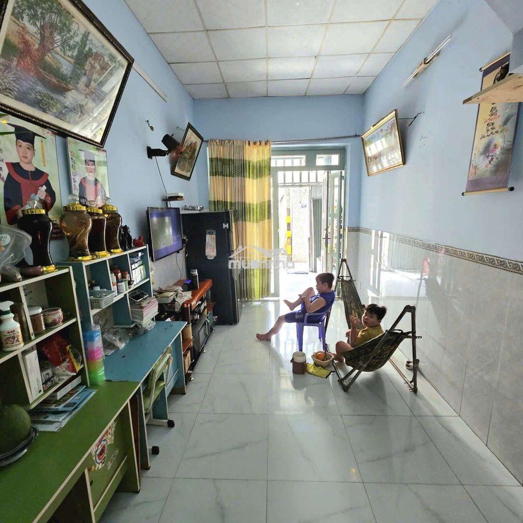 Cần tiền bán căn nhà sỏi hồng riêng 3,5 x 15m.1 tầng đúc 3 phòng ngủ - 4