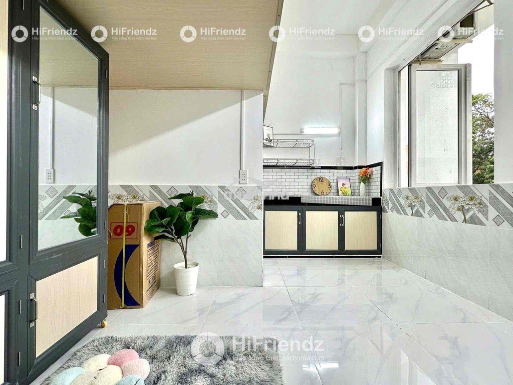 Phòng giá siu zẻ ban công_sẵn nội thất_mới 100%_bà hom_tỉnh lộ 10_q6 - 3