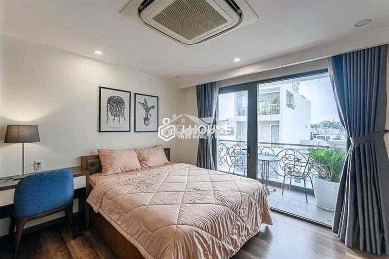 Cho thuê căn hộ full nội thất bancol thị minh khai quận 1