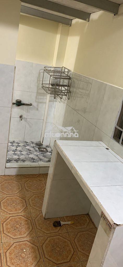 Cho thuê phòng trọ 11 m2 - 1tr3 - kcn sóng thần - 3