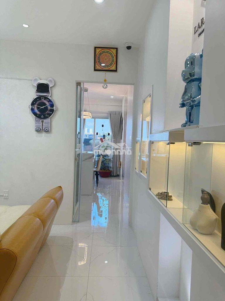 Căn hộ sân vườn