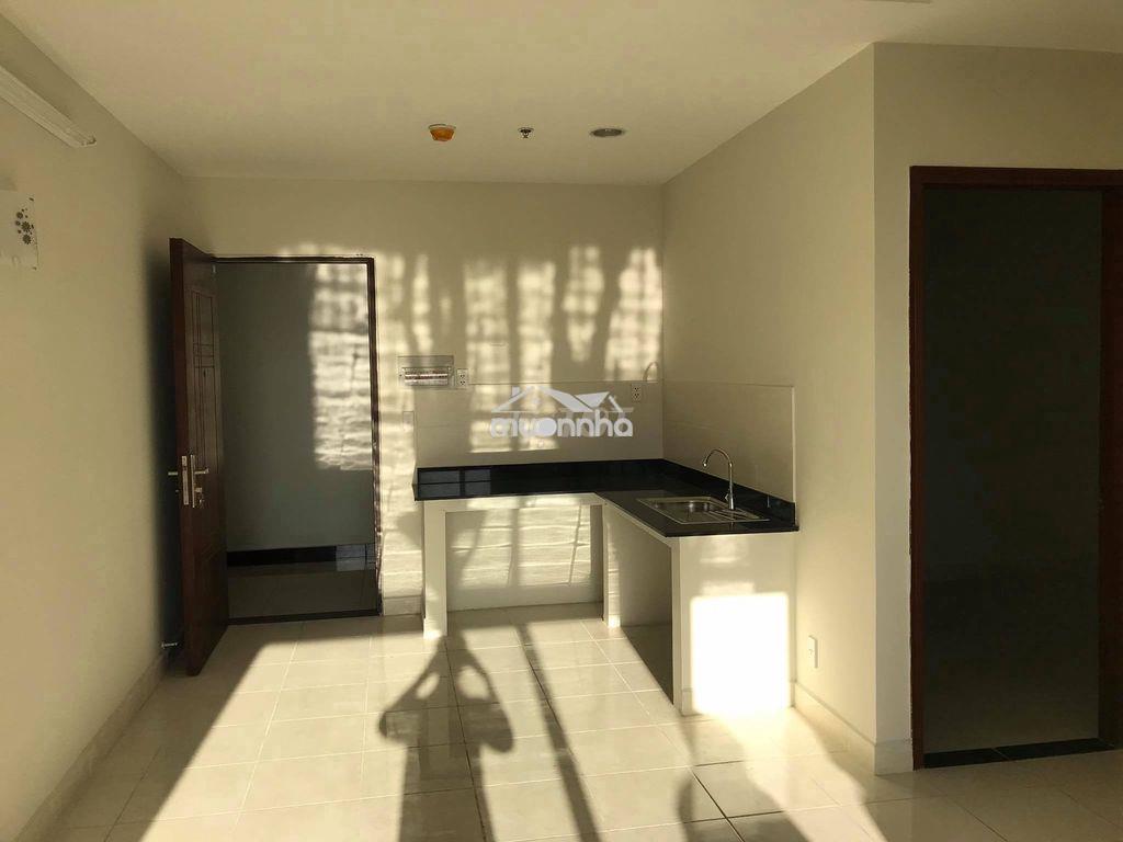 Cần cho thuê căn hộ nguyễn kim lô mới quận 10, dt : 66 m2, 2pn, - 2