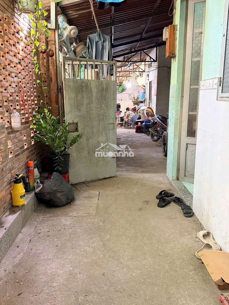 Nhà sổ hồng riêng đường thạnh xuân 13 giá 1ty8 